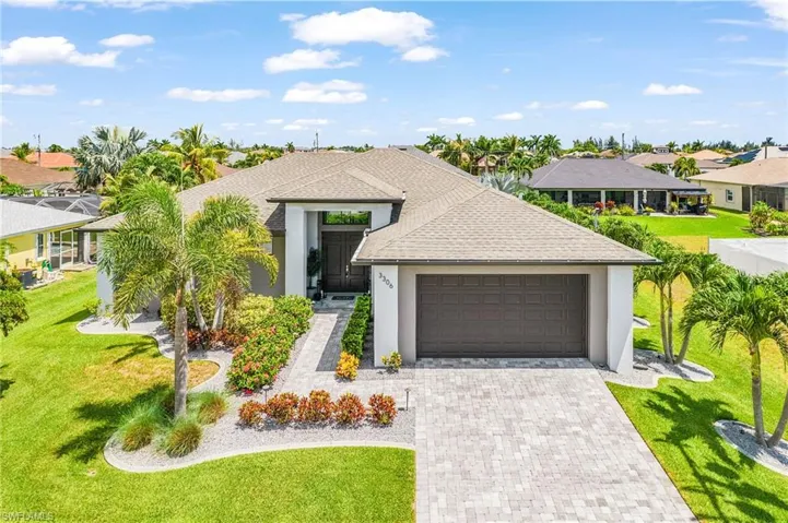 3306 Sw 3rd Ter, Cape Coral, Florida 33991