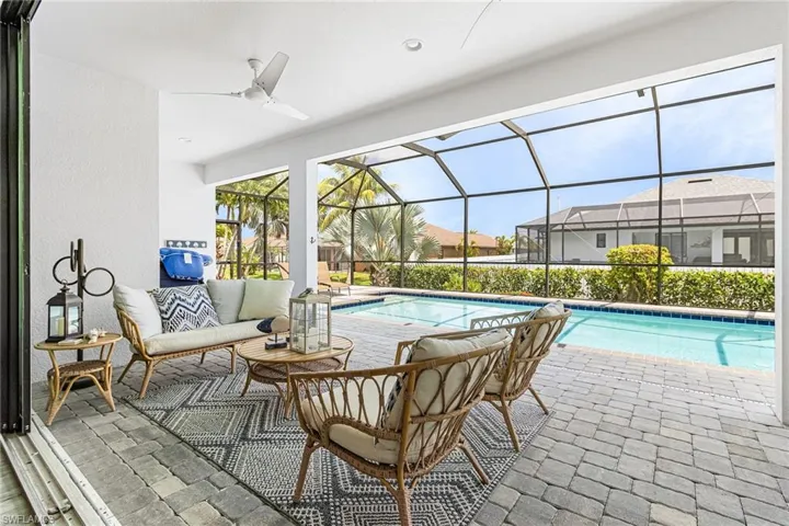 3306 Sw 3rd Ter, Cape Coral, Florida 33991