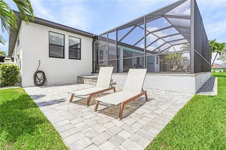 3306 Sw 3rd Ter, Cape Coral, Florida 33991