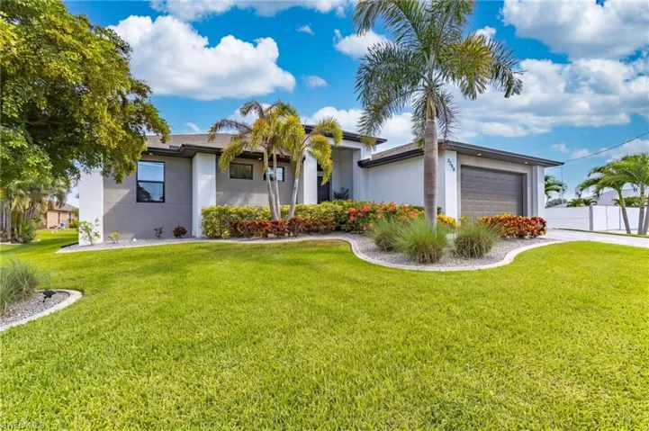 3306 Sw 3rd Ter, Cape Coral, Florida 33991