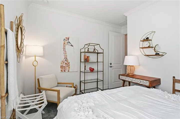 Bedroom 2 with queen size bed