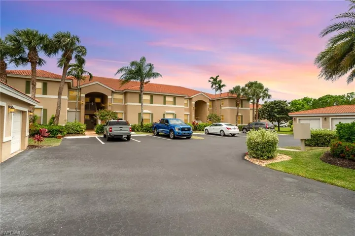 2408 Millcreek Ln 104, Naples, Florida 34119