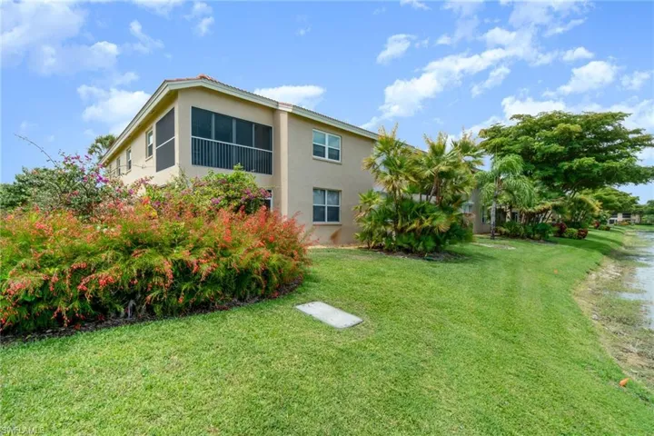2408 Millcreek Ln 104, Naples, Florida 34119