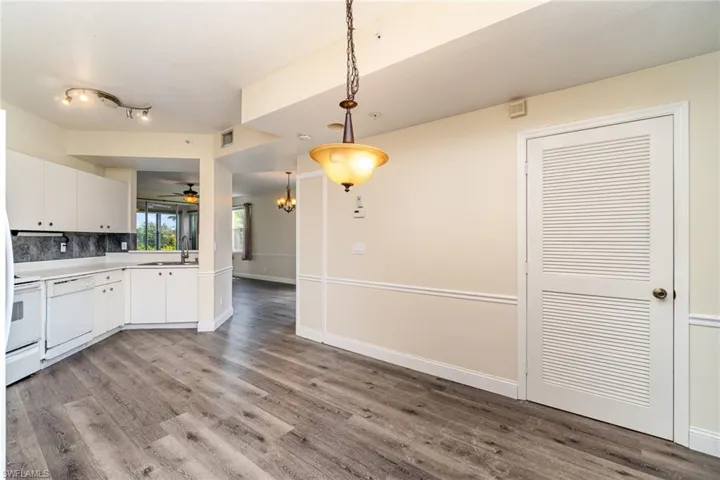 2408 Millcreek Ln 104, Naples, Florida 34119