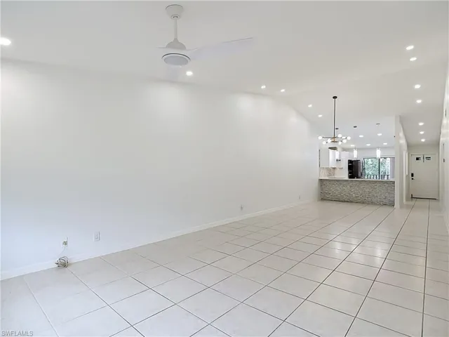 4079 Northlight Dr 2, Naples, Florida 34112