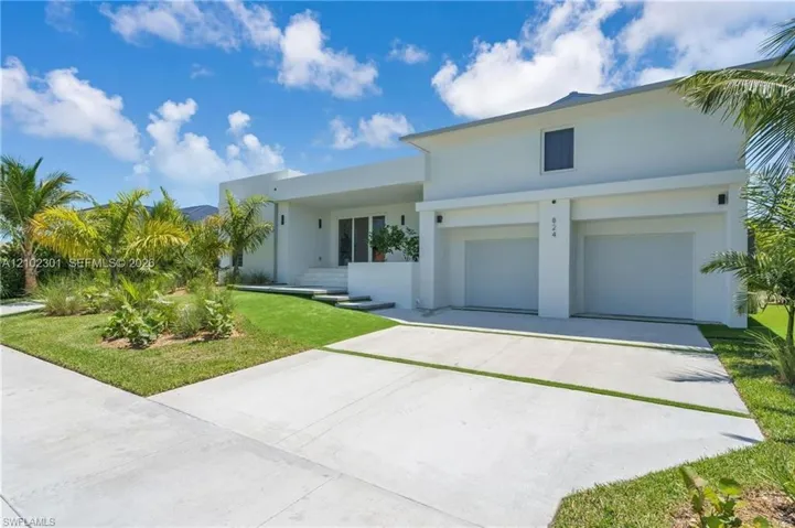 824 Rose Ct, Marco Island, Florida 34145