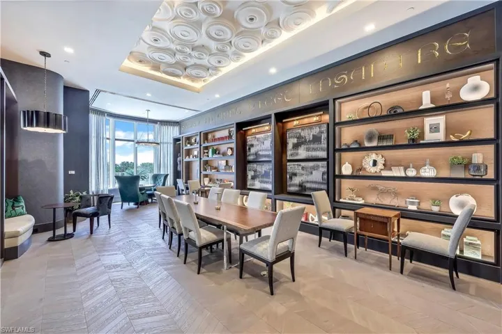 Business meeting? Want to relax with your favorite book? This library is also located on the terrace level and is one of the most coveted spots in Omega.