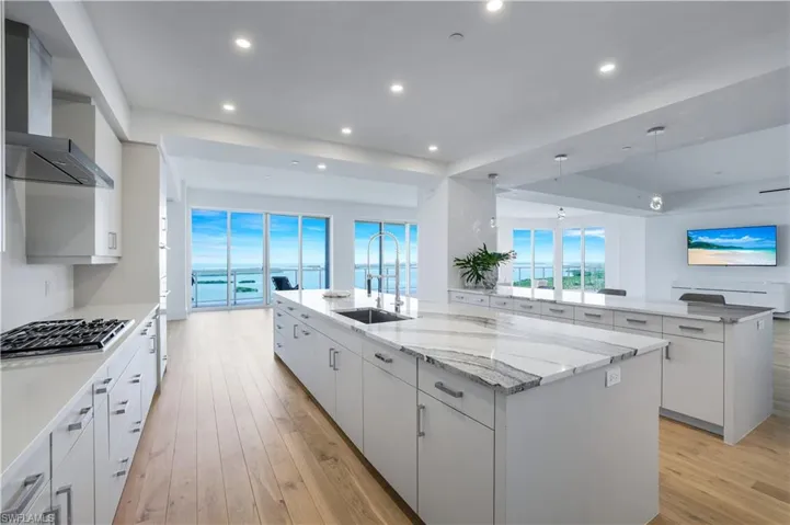 So much space to entertain. With two large islands, everyone will comfortably gather together for holidays and special occasions.