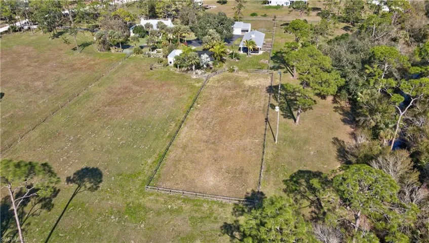 Drone / aerial view featuring a rural view