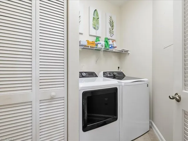 1259 Rialto Way 201, Naples, Florida 34114