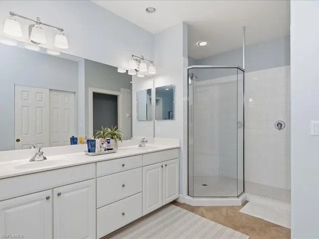 1259 Rialto Way 201, Naples, Florida 34114
