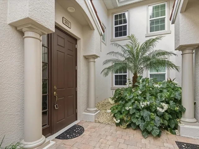 1259 Rialto Way 201, Naples, Florida 34114