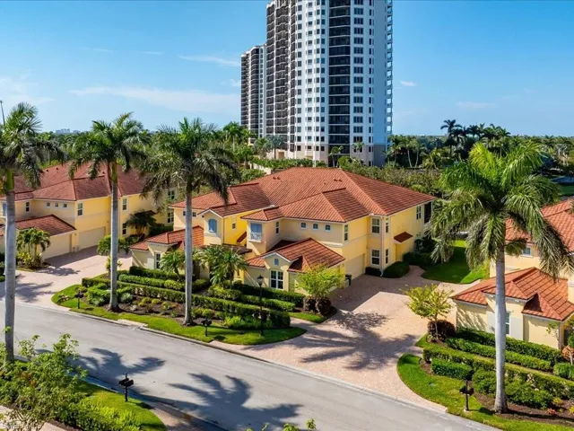 1259 Rialto Way 201, Naples, Florida 34114