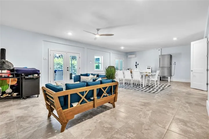 9277 Belding Dr, Sanibel, Florida 33957