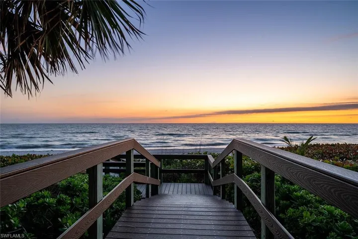 Private guarded,gated, beach access