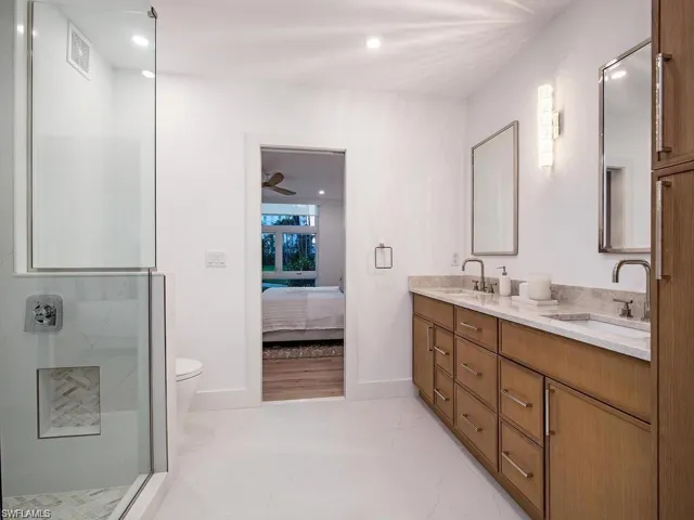 400 Park Shore Dr # 102, Naples, Florida 34103