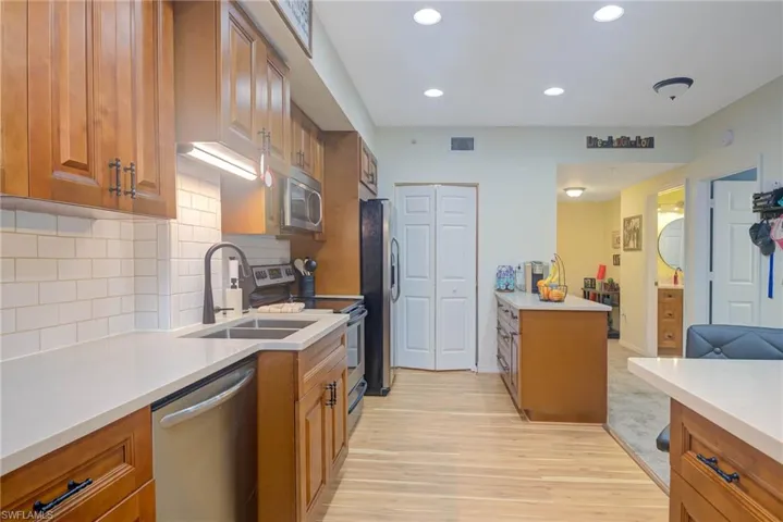 6360  Aragon  WAY, Fort Myers, FL 33966