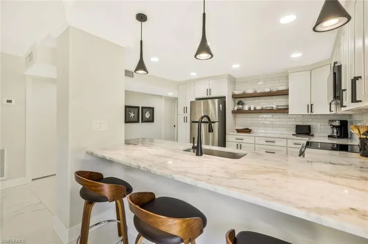 Sharply Redone, Room to Cook, Extra Storage