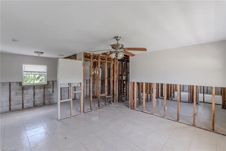 204  Alabama  CT, Lehigh Acres, FL 33936