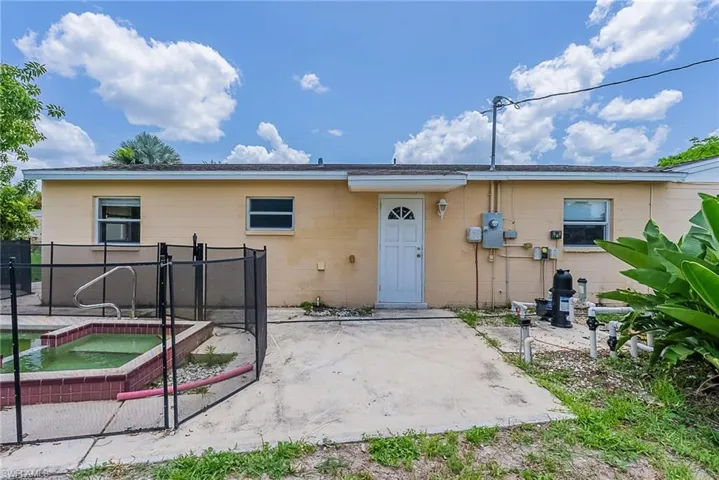 204  Alabama  CT, Lehigh Acres, FL 33936