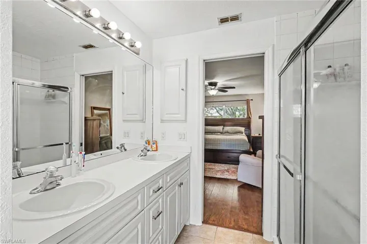 1419 Nw 20th St, Cape Coral, Florida 33993