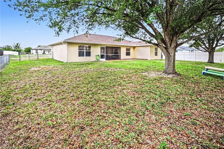 1419 Nw 20th St, Cape Coral, Florida 33993