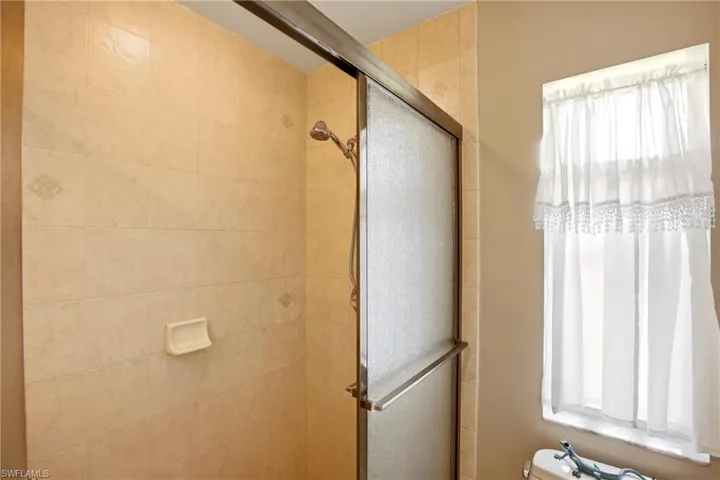 122 Se 29th St, Cape Coral, Florida 33904