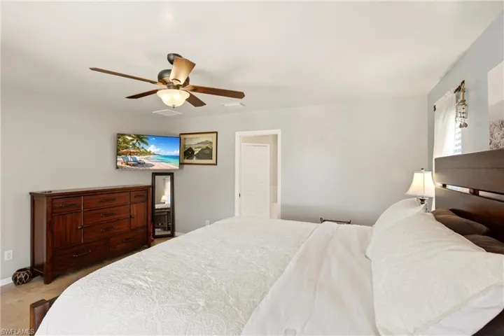 122 Se 29th St, Cape Coral, Florida 33904