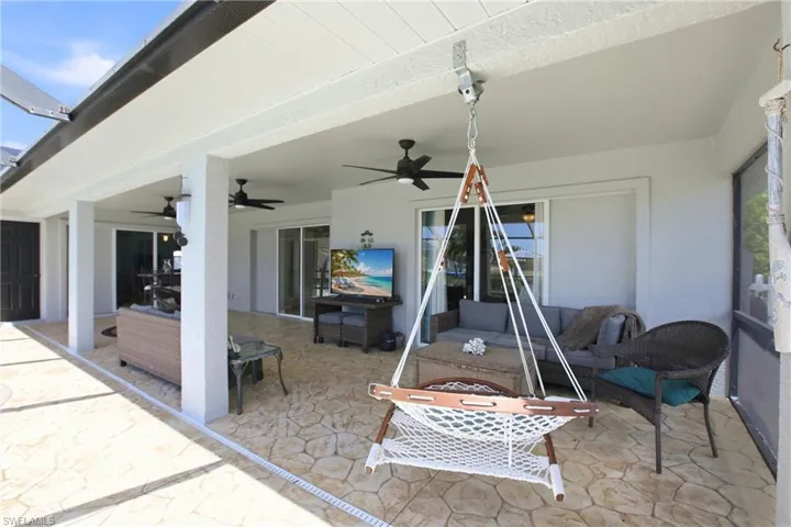 122 Se 29th St, Cape Coral, Florida 33904