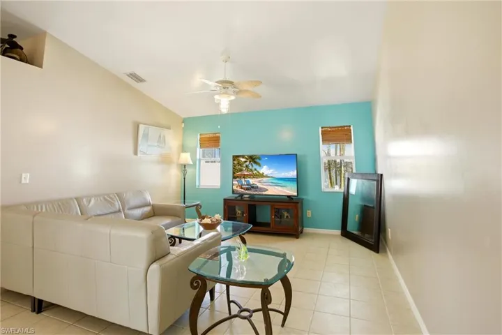 122 Se 29th St, Cape Coral, Florida 33904