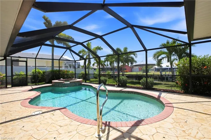 122 Se 29th St, Cape Coral, Florida 33904