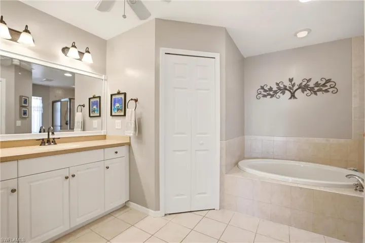 122 Se 29th St, Cape Coral, Florida 33904