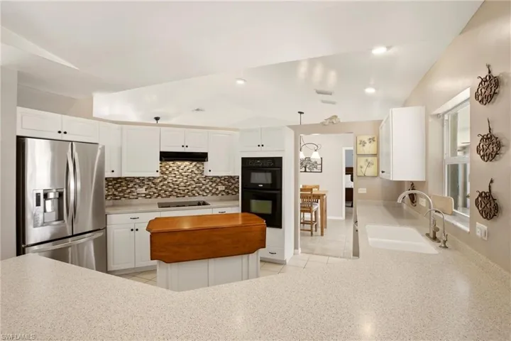 122 Se 29th St, Cape Coral, Florida 33904