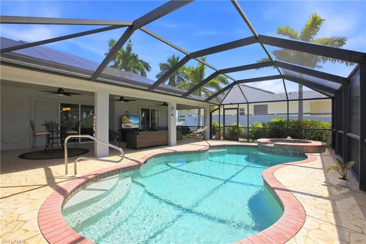 122 Se 29th St, Cape Coral, Florida 33904