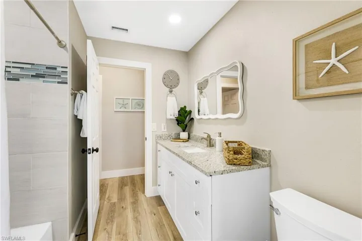 801 Sw 52nd St, Cape Coral, Florida 33914