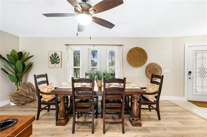 801 Sw 52nd St, Cape Coral, Florida 33914