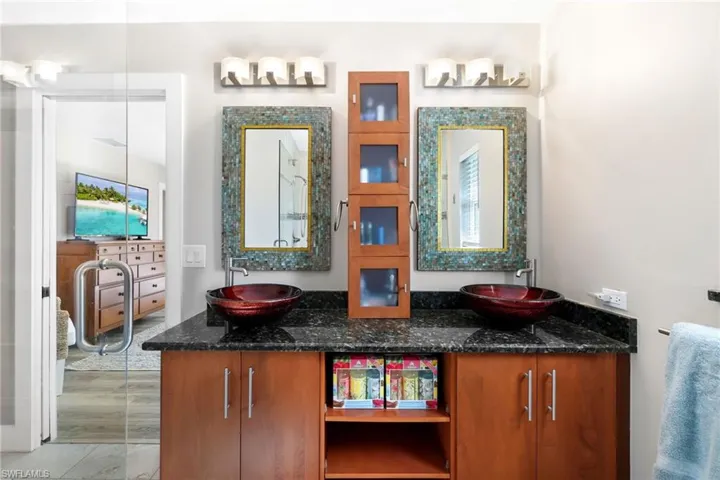 801 Sw 52nd St, Cape Coral, Florida 33914