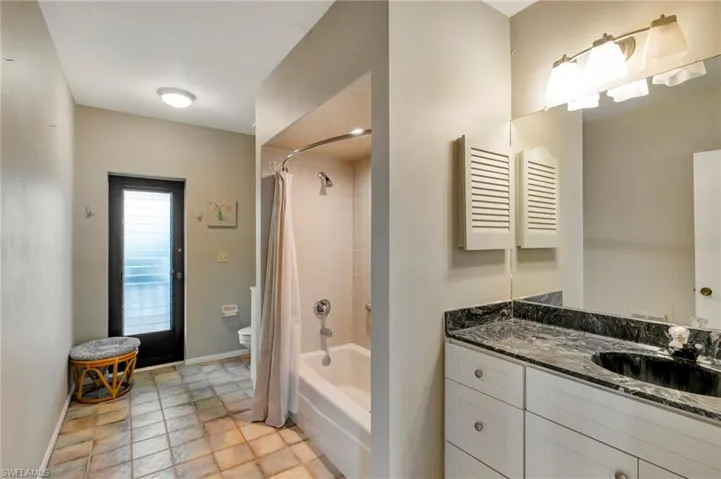 3209 W Riverside Dr, Fort Myers, Florida 33901