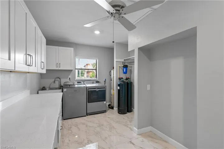 3209 W Riverside Dr, Fort Myers, Florida 33901