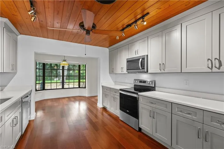 3209 W Riverside Dr, Fort Myers, Florida 33901