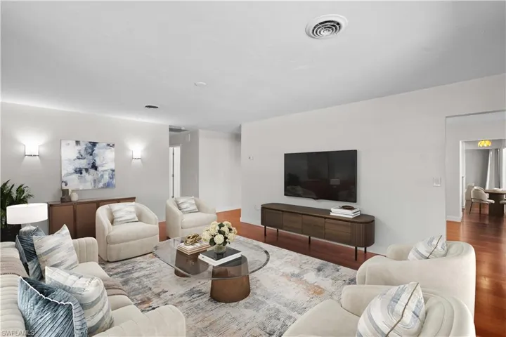 3209 W Riverside Dr, Fort Myers, Florida 33901