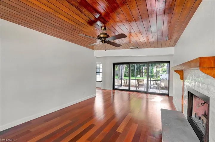 3209 W Riverside Dr, Fort Myers, Florida 33901