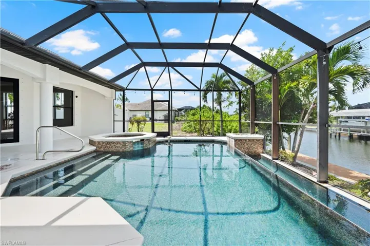 506 32nd Pl, Cape Coral, Florida 33993