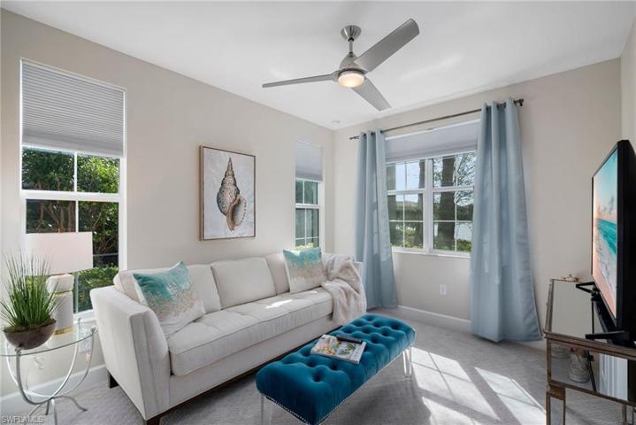 8016 Signature Club CIR # 101, NAPLES FL 34113