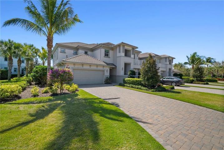 8016 Signature Club CIR # 101, NAPLES FL 34113