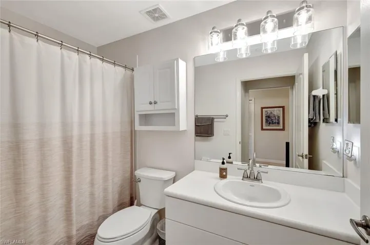 8310  Whiskey Preserve  CIR, Fort Myers, FL 33919