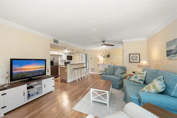 200 Palm Dr 4, Naples, Florida 34112