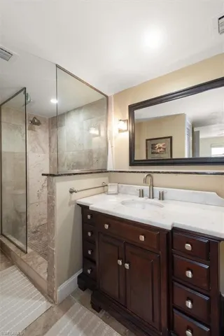 200 Palm Dr 4, Naples, Florida 34112