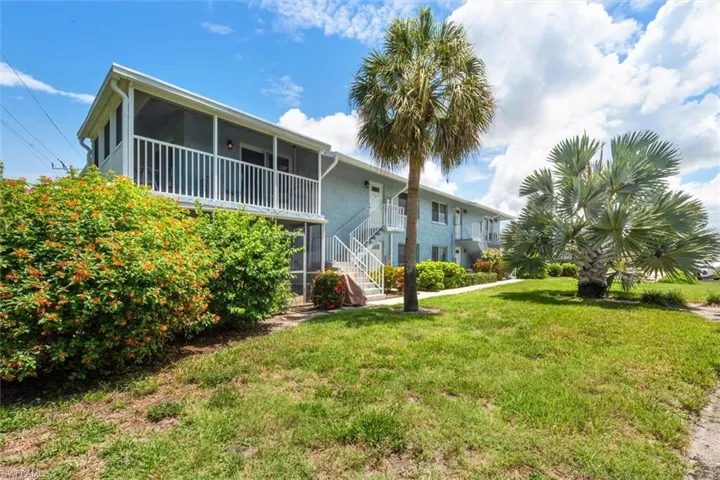 200 Palm Dr 4, Naples, Florida 34112