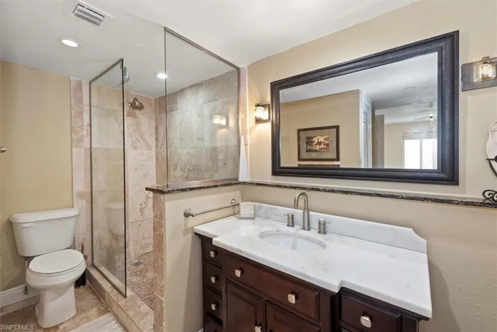 200 Palm Dr 4, Naples, Florida 34112